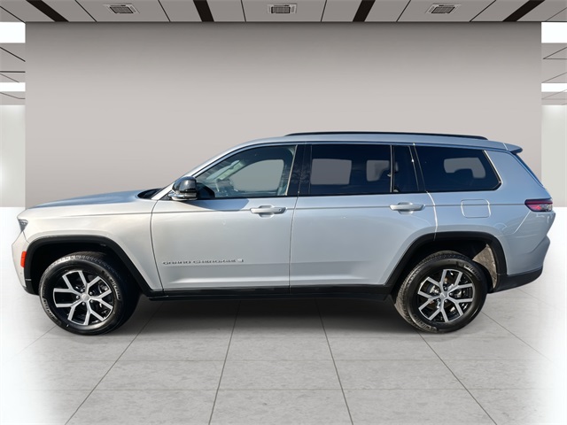 2024 Jeep Grand Cherokee Limited photo 6