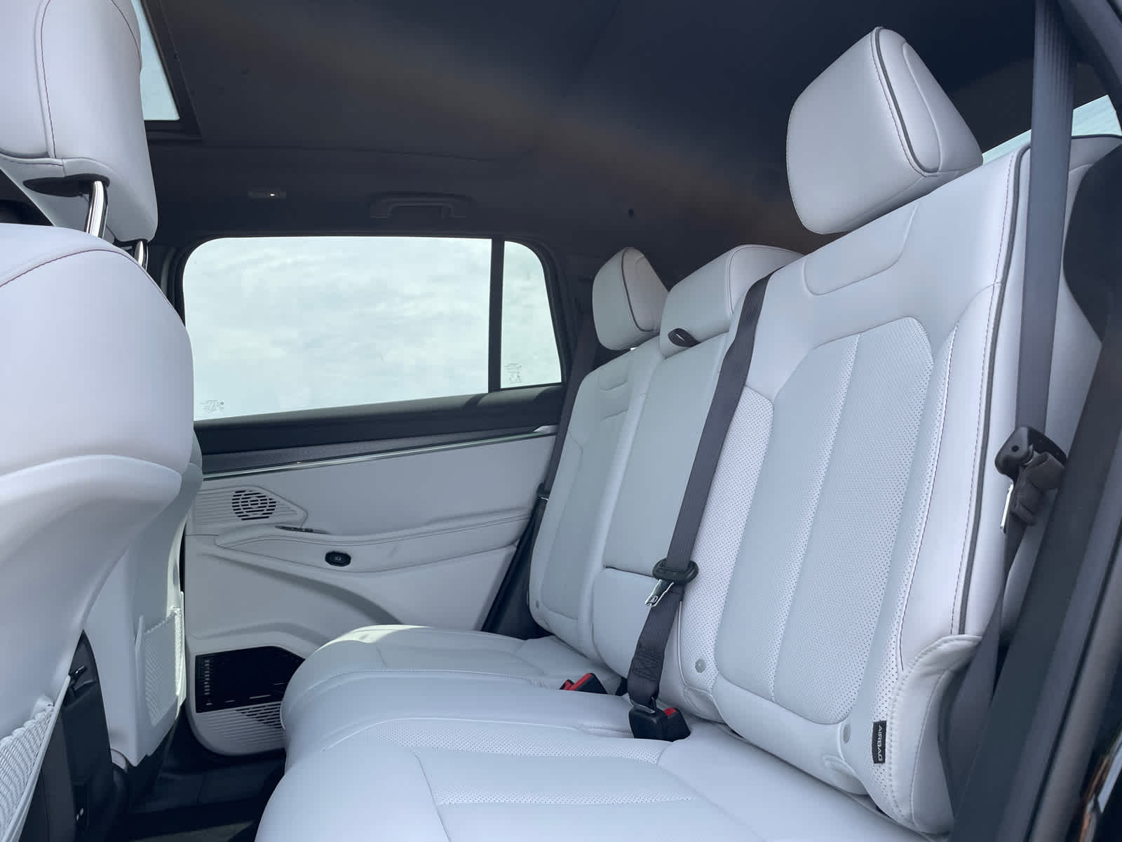 2025 Jeep Wagoneer S Limited photo 12