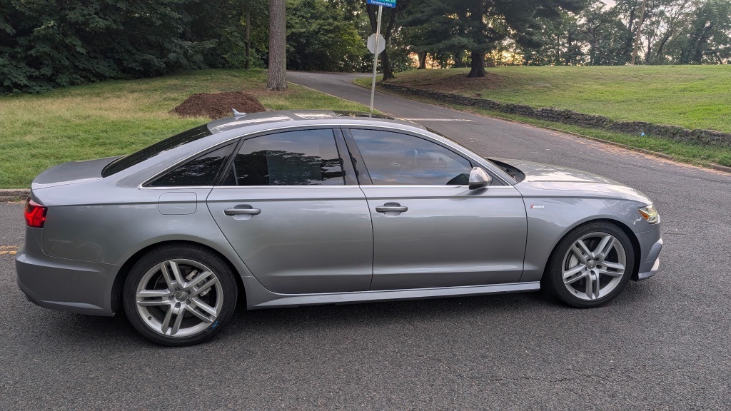 2016 Audi A6 3.0T Premium Plus Quattro photo 2