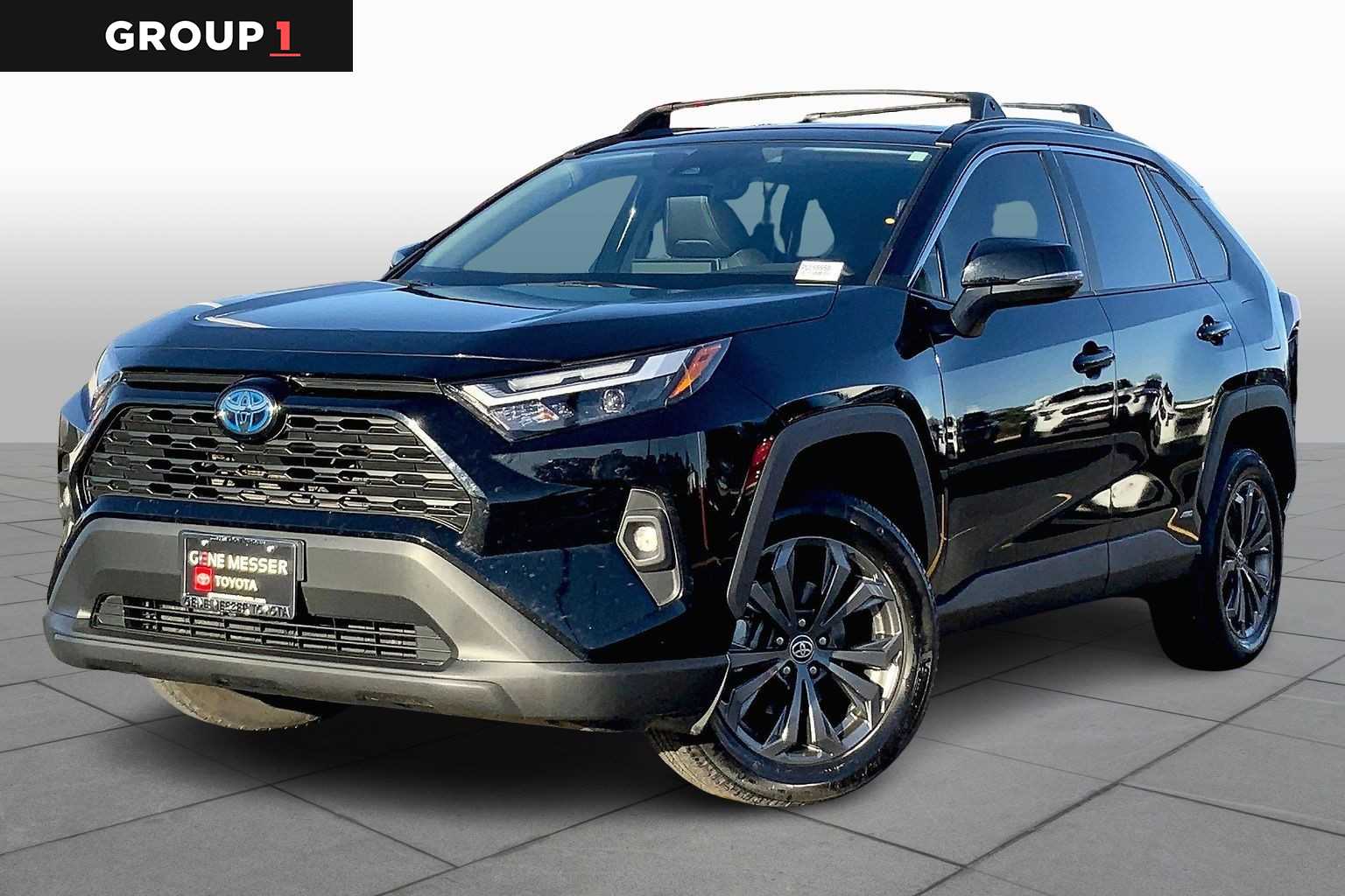 2024 Toyota RAV4 XLE Premium's photo