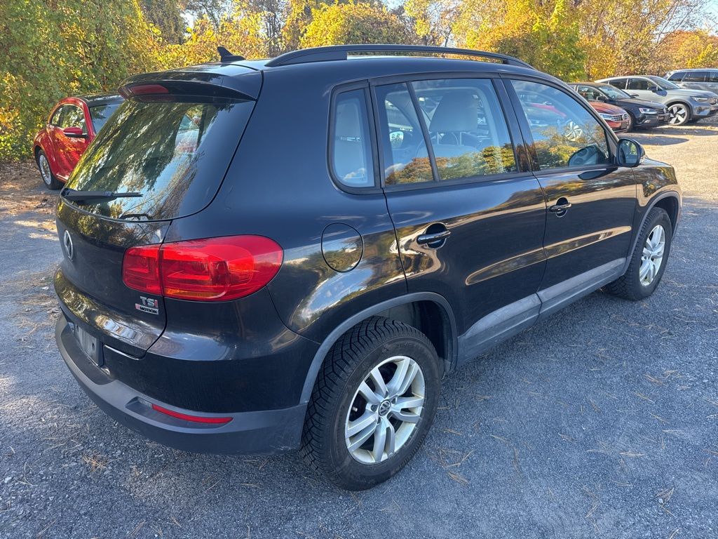 2017 Volkswagen Tiguan S photo 4
