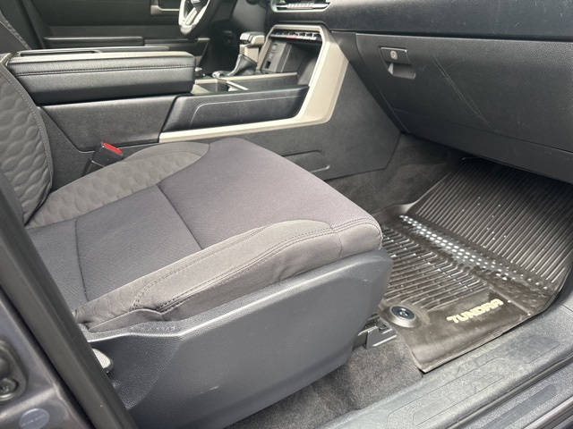 2022 Toyota Tundra SR5 photo 16
