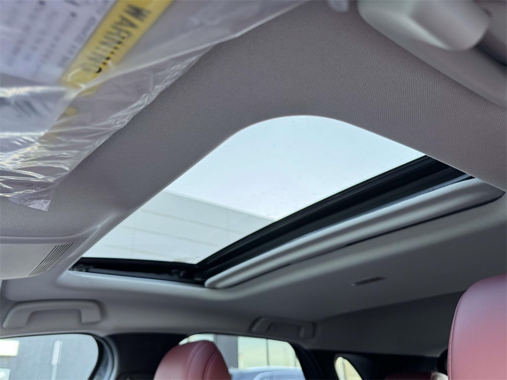 2026 Mazda CX-30 2.5 S Carbon photo 4