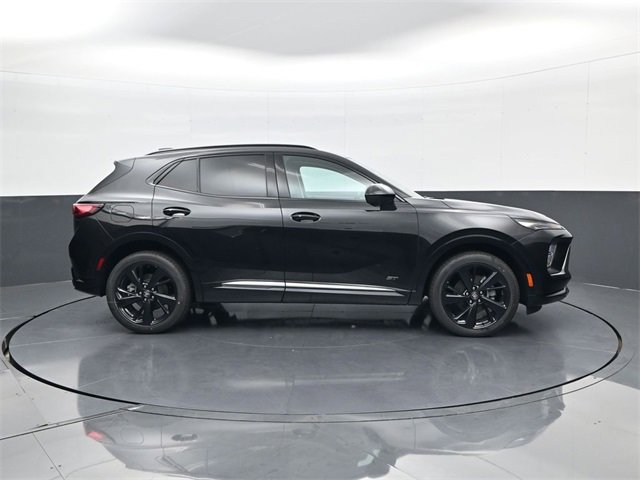 2025 Buick Envision Sport Touring photo 3