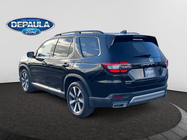 2023 Honda Pilot Touring photo 3