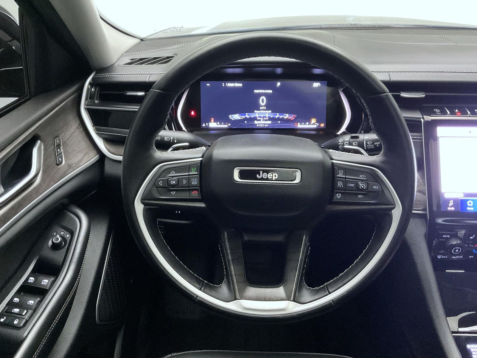 2022 Jeep Grand Cherokee Limited photo 10