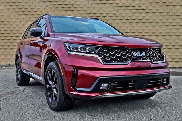 2023 Kia Sorento SX photo 4