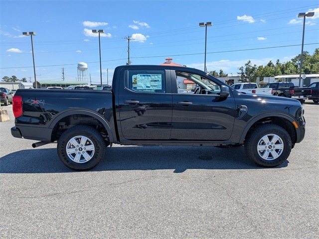 2025 Ford Ranger XL photo 2