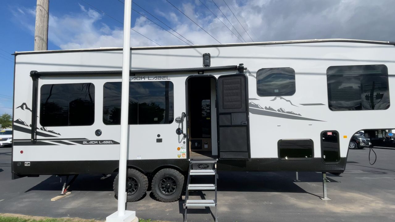 2024 Forest River Cherokee photo 2