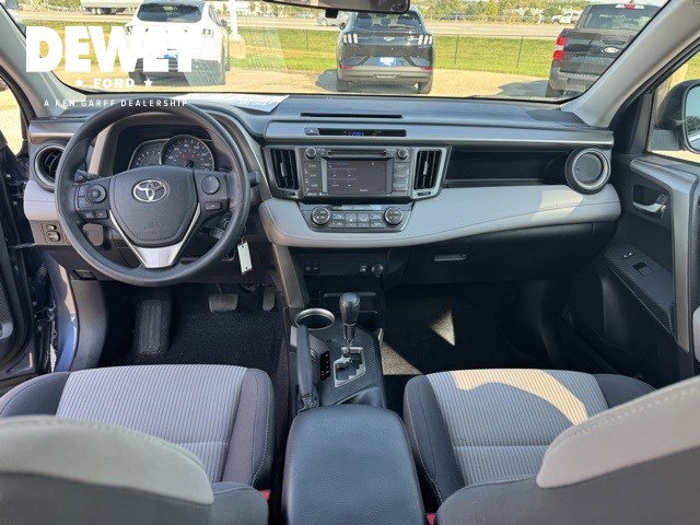 2014 Toyota RAV4 XLE photo 23