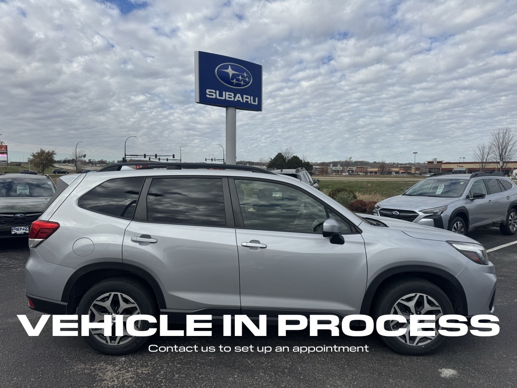Used 2019 Subaru Forester Premium with VIN JF2SKAGC7KH409871 for sale in Rochester, Minnesota