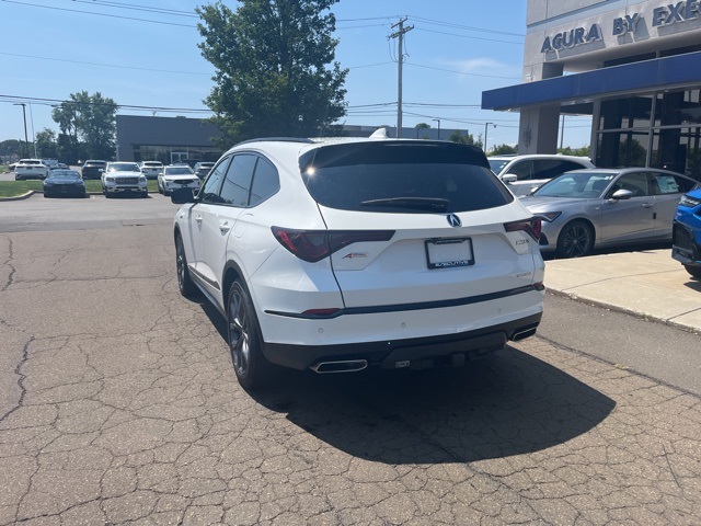 2022 Acura MDX SH-AWD A-Spec photo 11