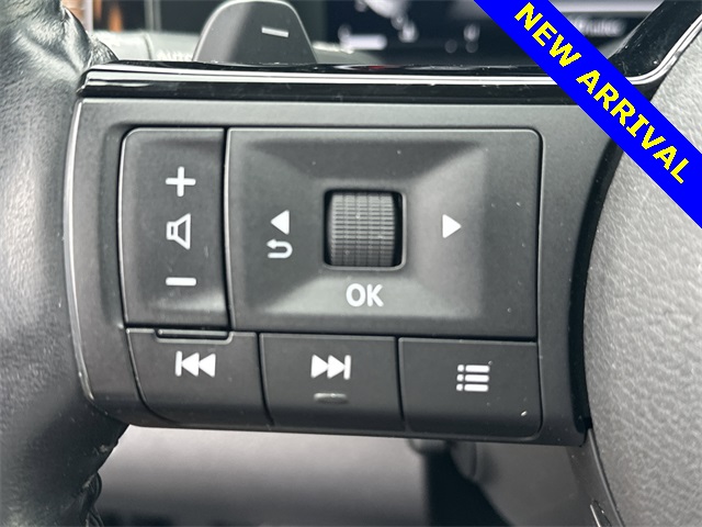 2023 Nissan Pathfinder Platinum photo 21