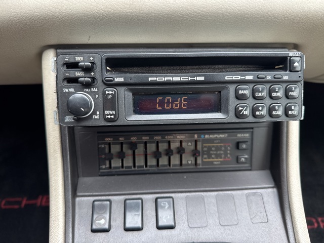 1990 Porsche 944 photo 15