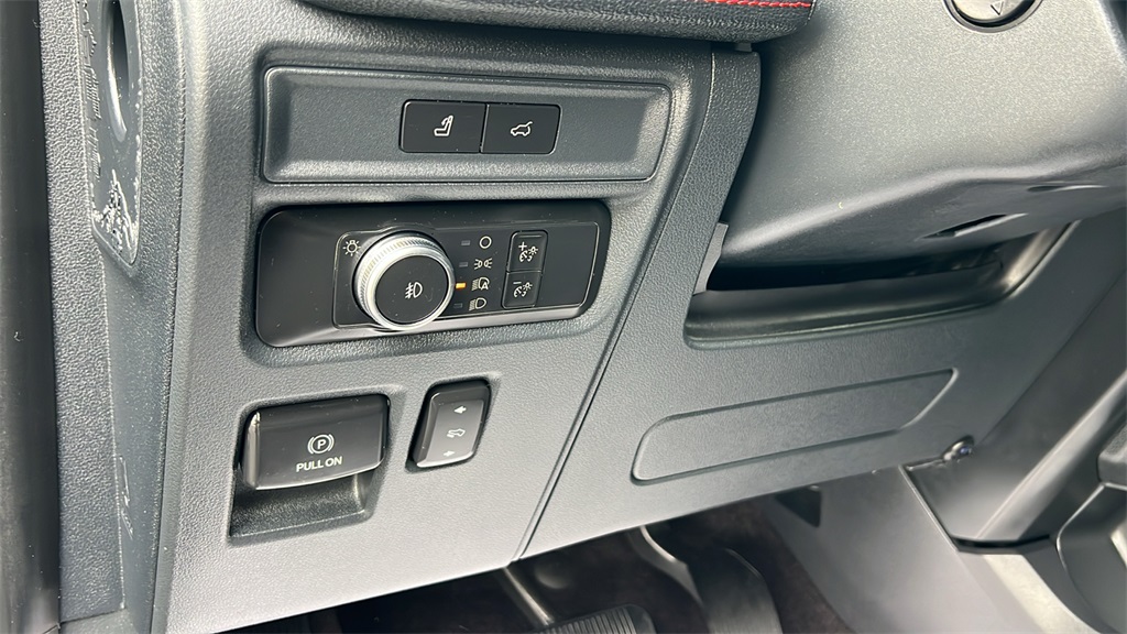 2022 Ford Expedition Limited photo 13