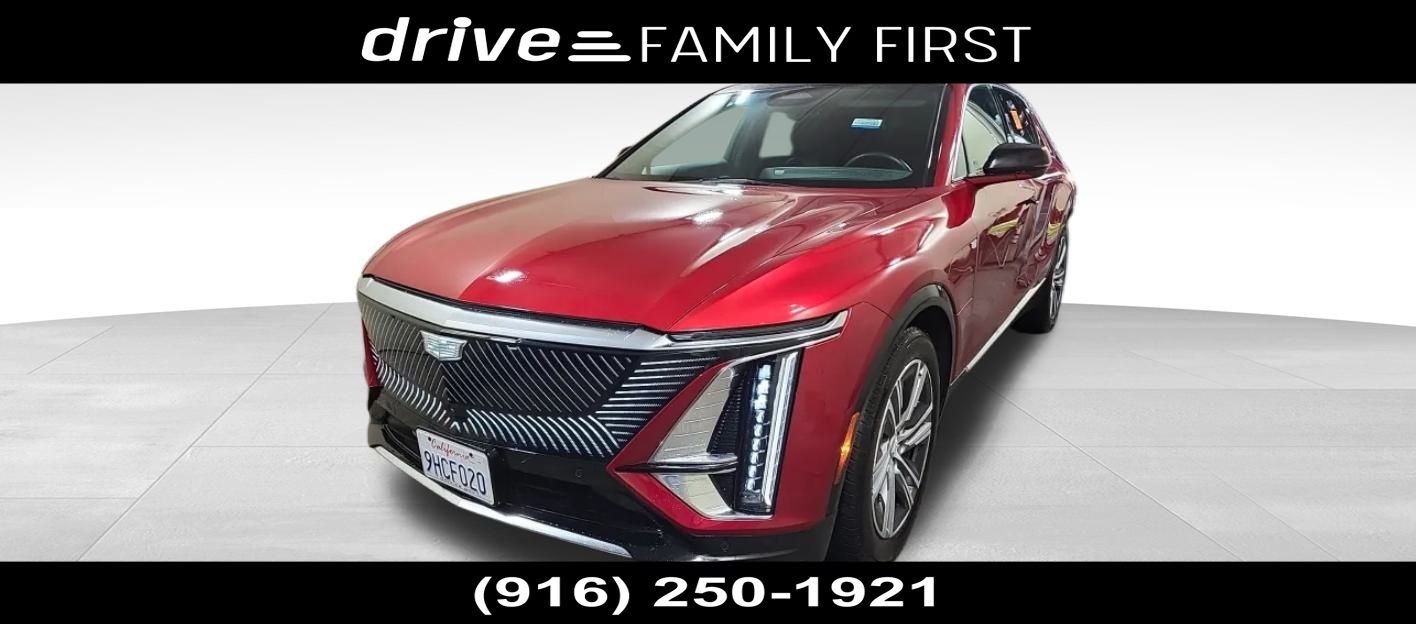 2024 Cadillac LYRIQ Luxury 1's photo