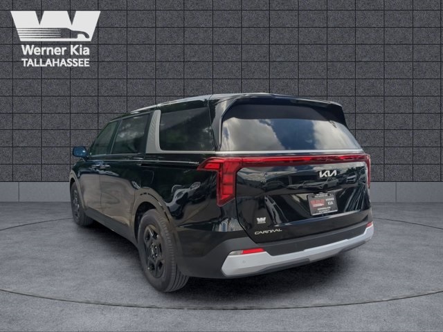 2025 Kia Carnival LXS photo 6