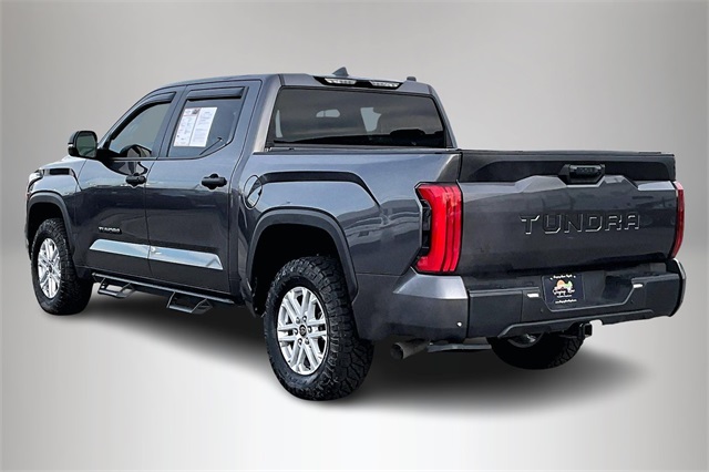 2024 Toyota Tundra SR5 photo 4