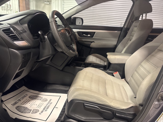 2017 Honda CR-V LX photo 15