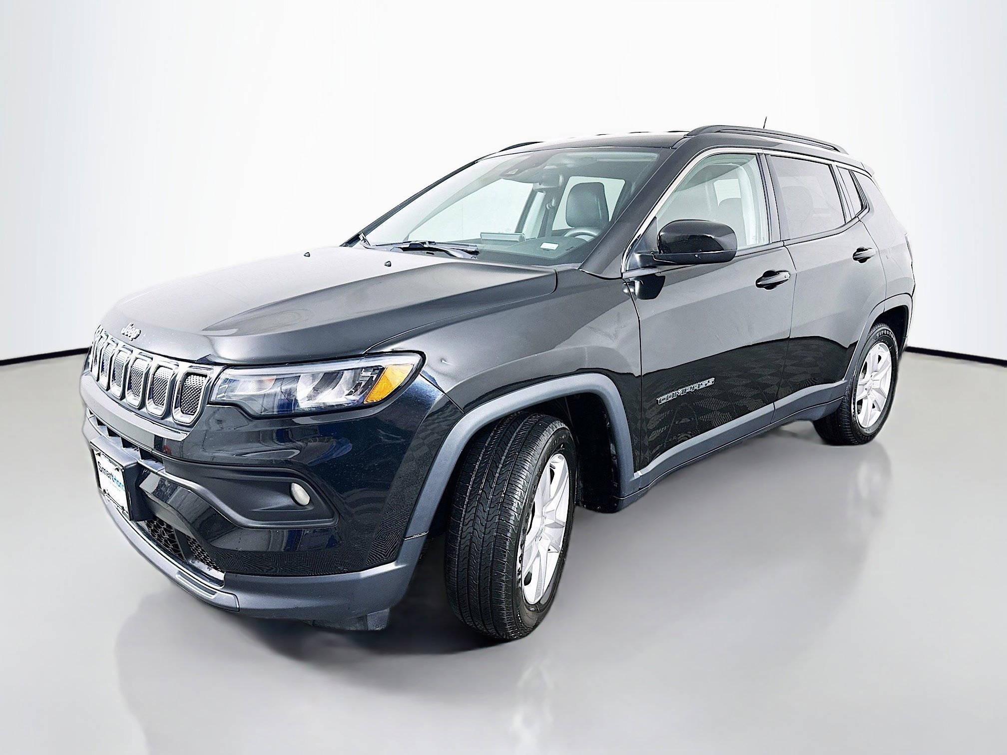 2022 Jeep Compass Latitude photo 3