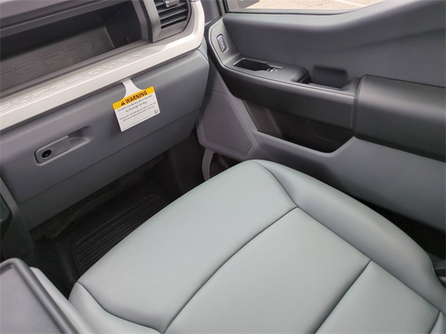 2026 Ford F-250 photo 16