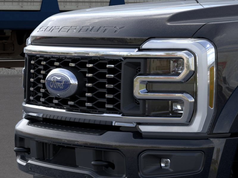 2026 Ford F-450 photo 16