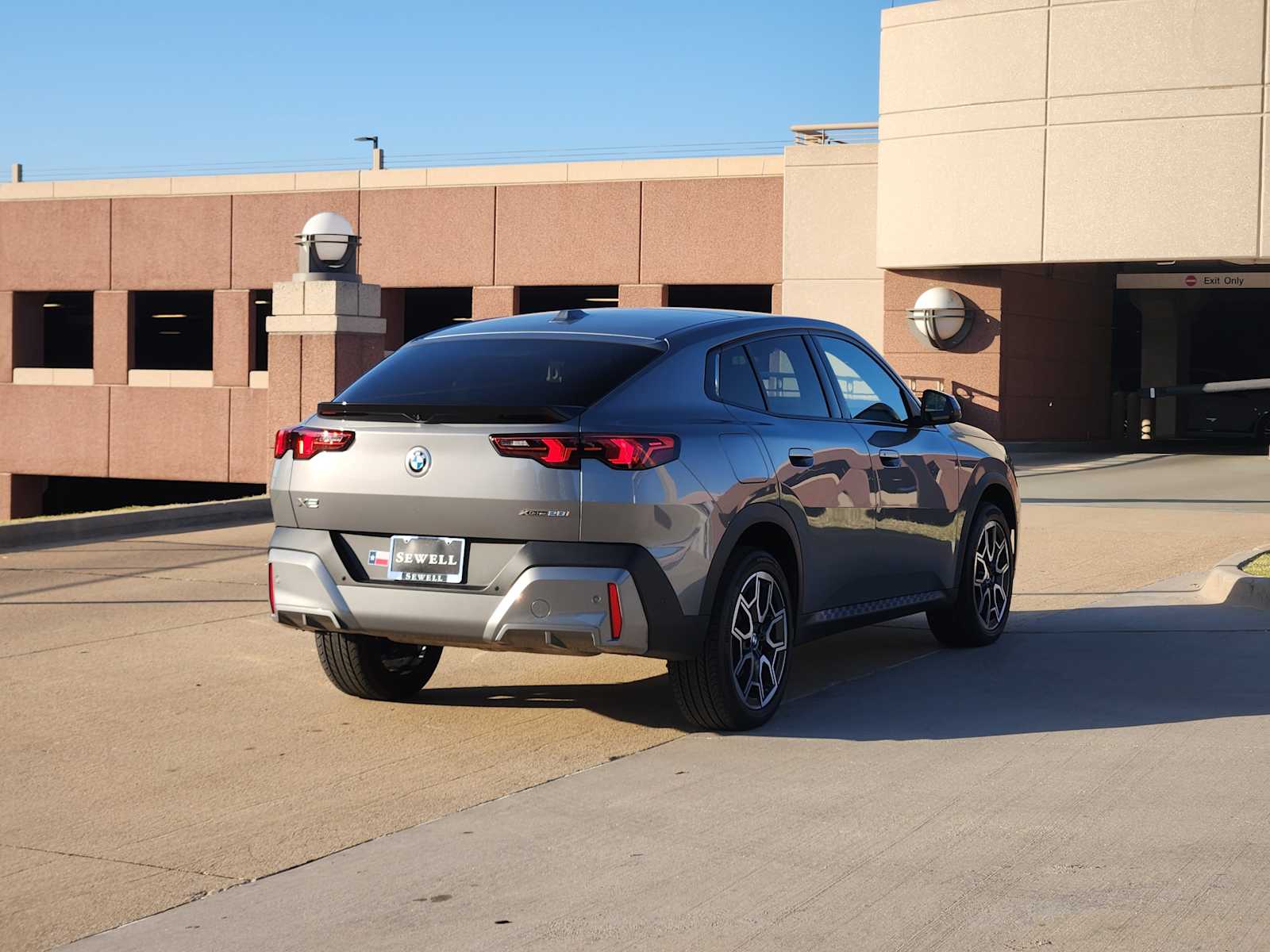 2025 Bmw X2 xDrive28i photo 4