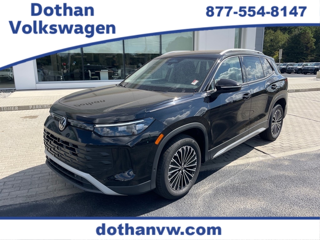 2025 Volkswagen Tiguan S's photo