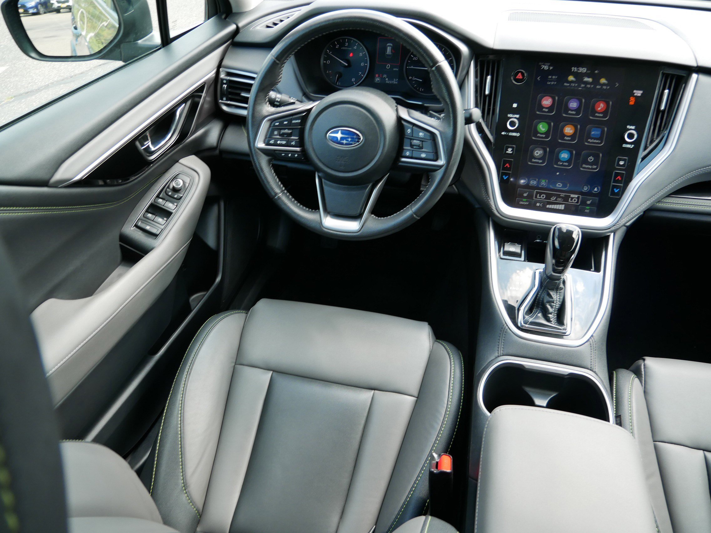 2023 Subaru Outback Onyx Edition photo 9