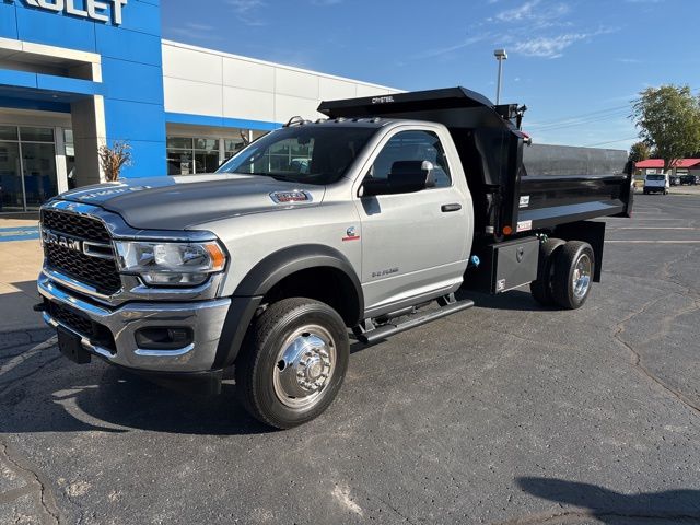 2021 Ram 5500 Tradesman photo 2
