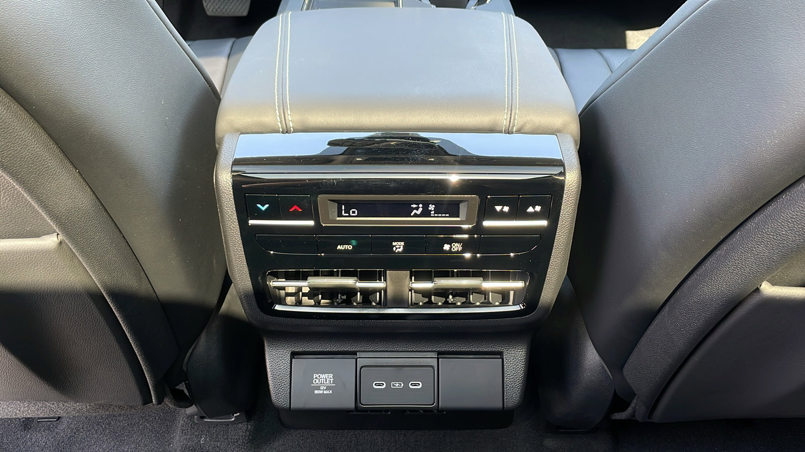 2026 Acura MDX Technology photo 10