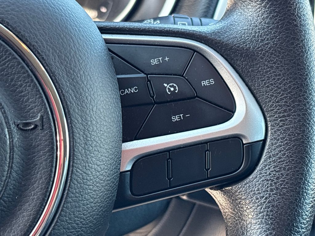 2019 Jeep Compass Sport photo 27