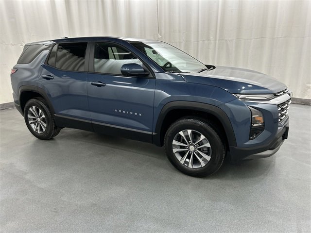 2026 Chevrolet Equinox LT's photo