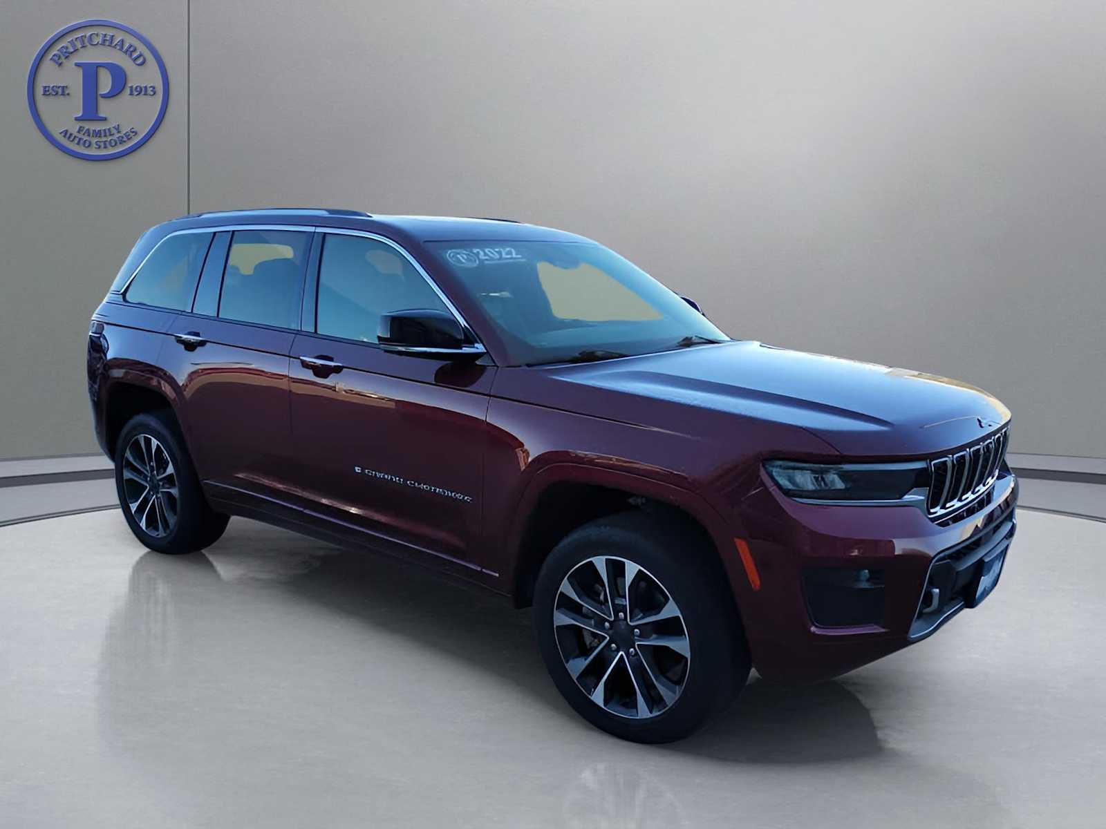 2022 Jeep Grand Cherokee Overland's photo
