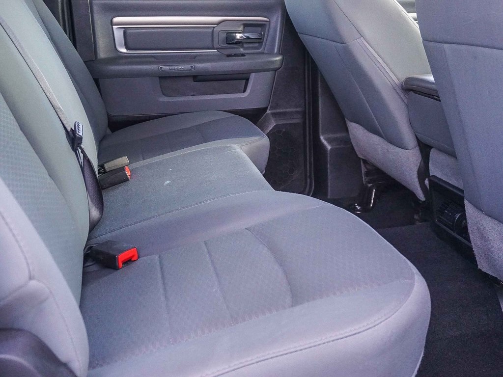 2019 Ram 1500 Classic SLT photo 12