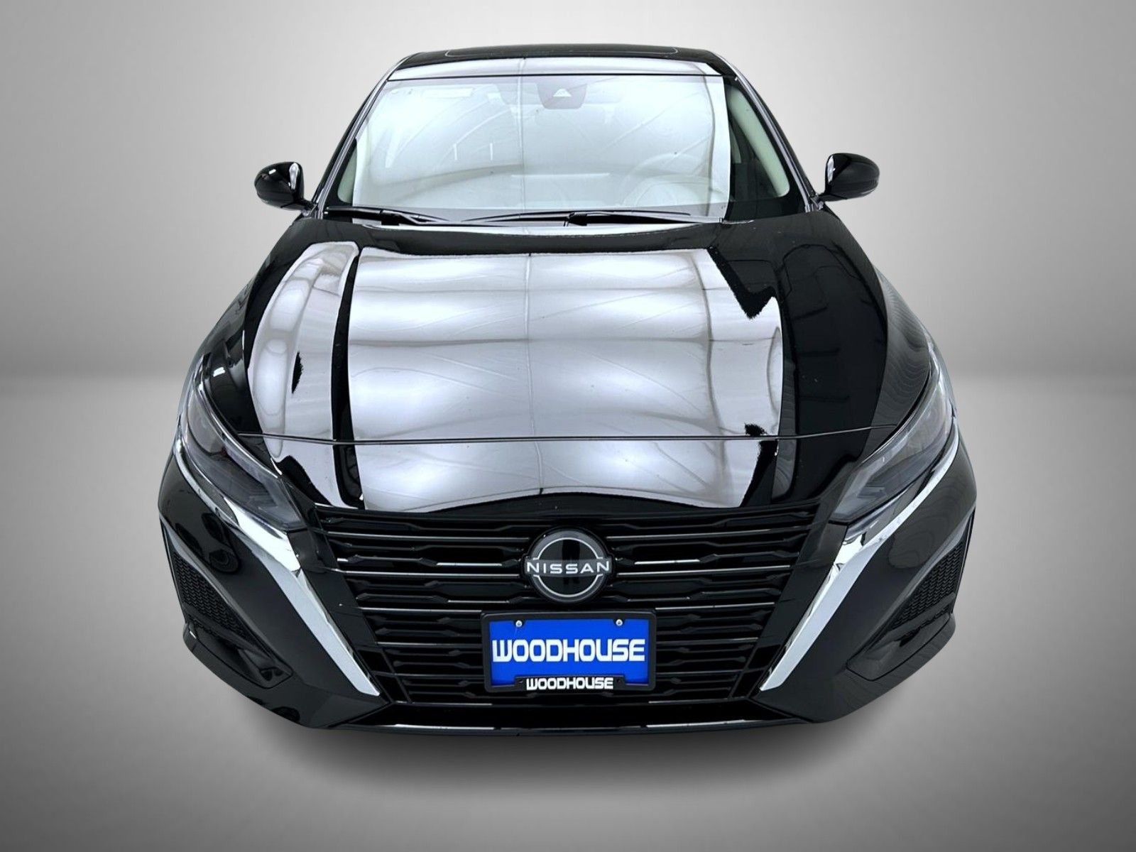 2025 Nissan Altima 2.5 SL photo 2