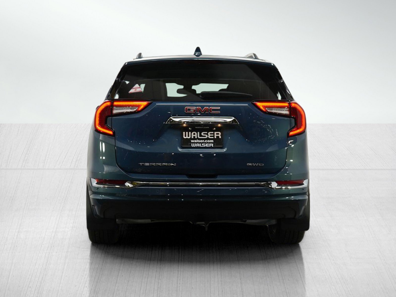 2024 Gmc Terrain Denali photo 3