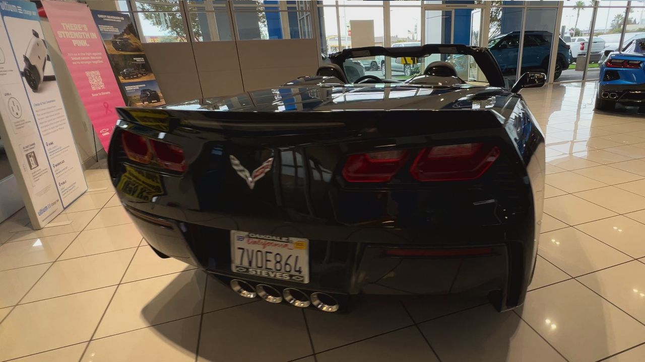 2016 Chevrolet Corvette Stingray 1LT photo 35
