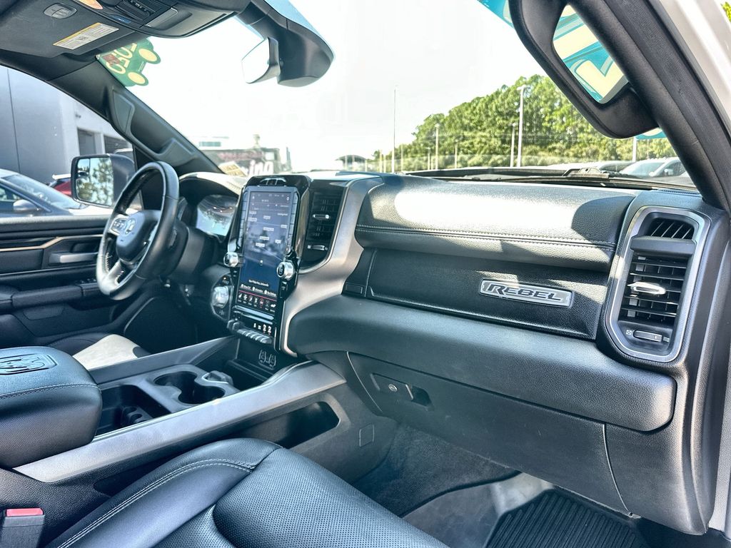 2020 Ram 1500 Rebel photo 26