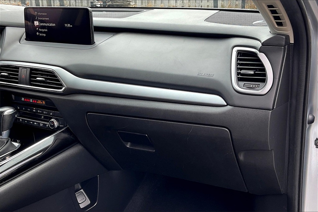 2022 Mazda CX-9 Touring photo 16