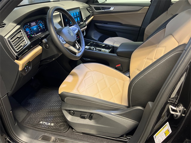 2026 Volkswagen Atlas Cross Sport SE Technology photo 3