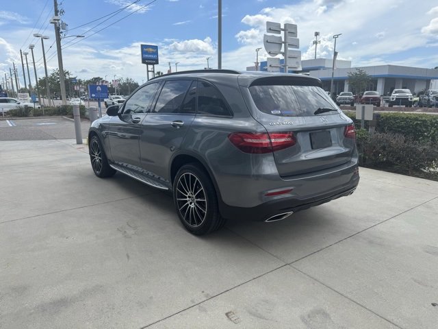 2019 Mercedes Benz GLC 300 photo 2