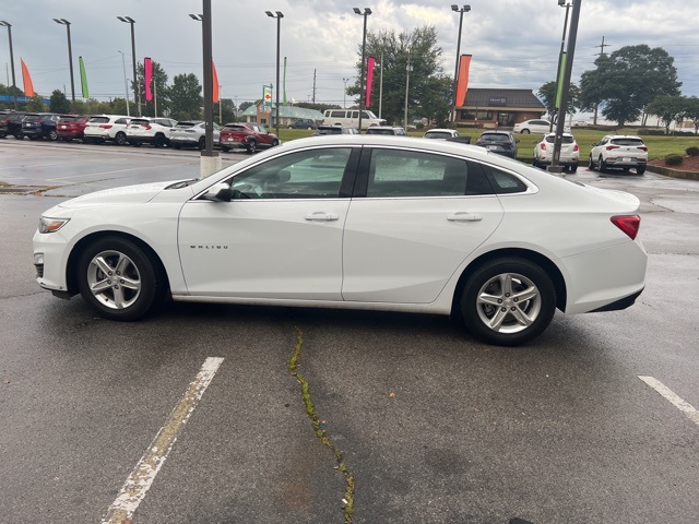 2024 Chevrolet Malibu LS photo 4
