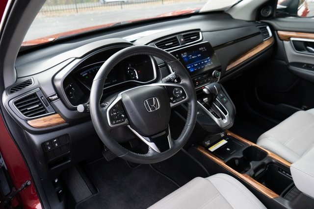 2022 Honda CR-V Touring photo 3