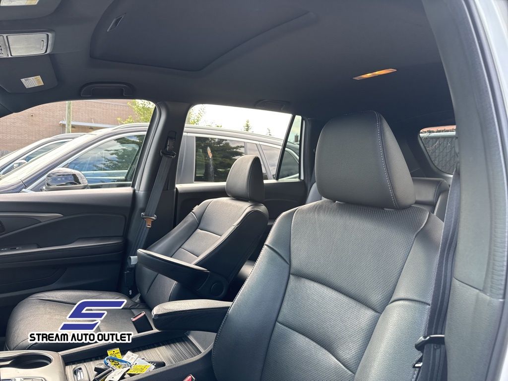 2022 Honda Passport EX-L photo 12