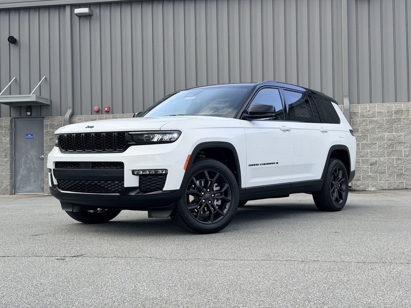 2025 Jeep Grand Cherokee L Limited's photo