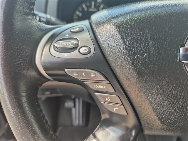 2020 Nissan Pathfinder SV photo 11