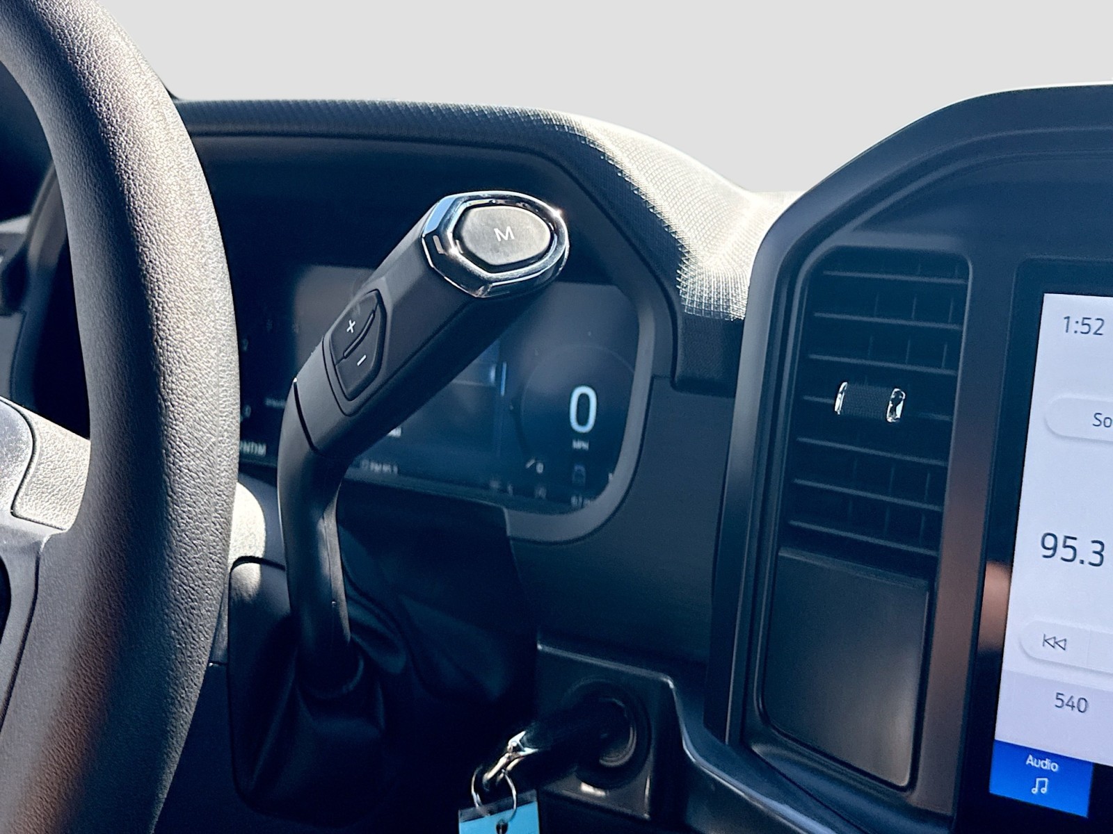 2025 Ford F-150 STX photo 16