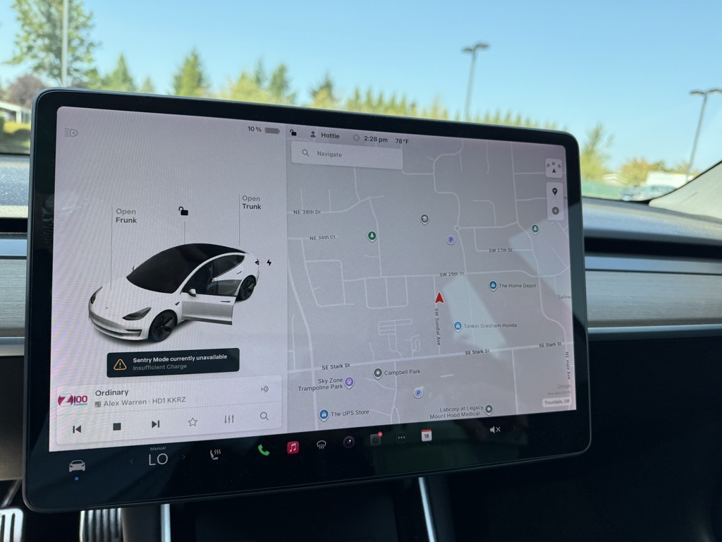 2019 Tesla Model 3 Standard Range Plus photo 11