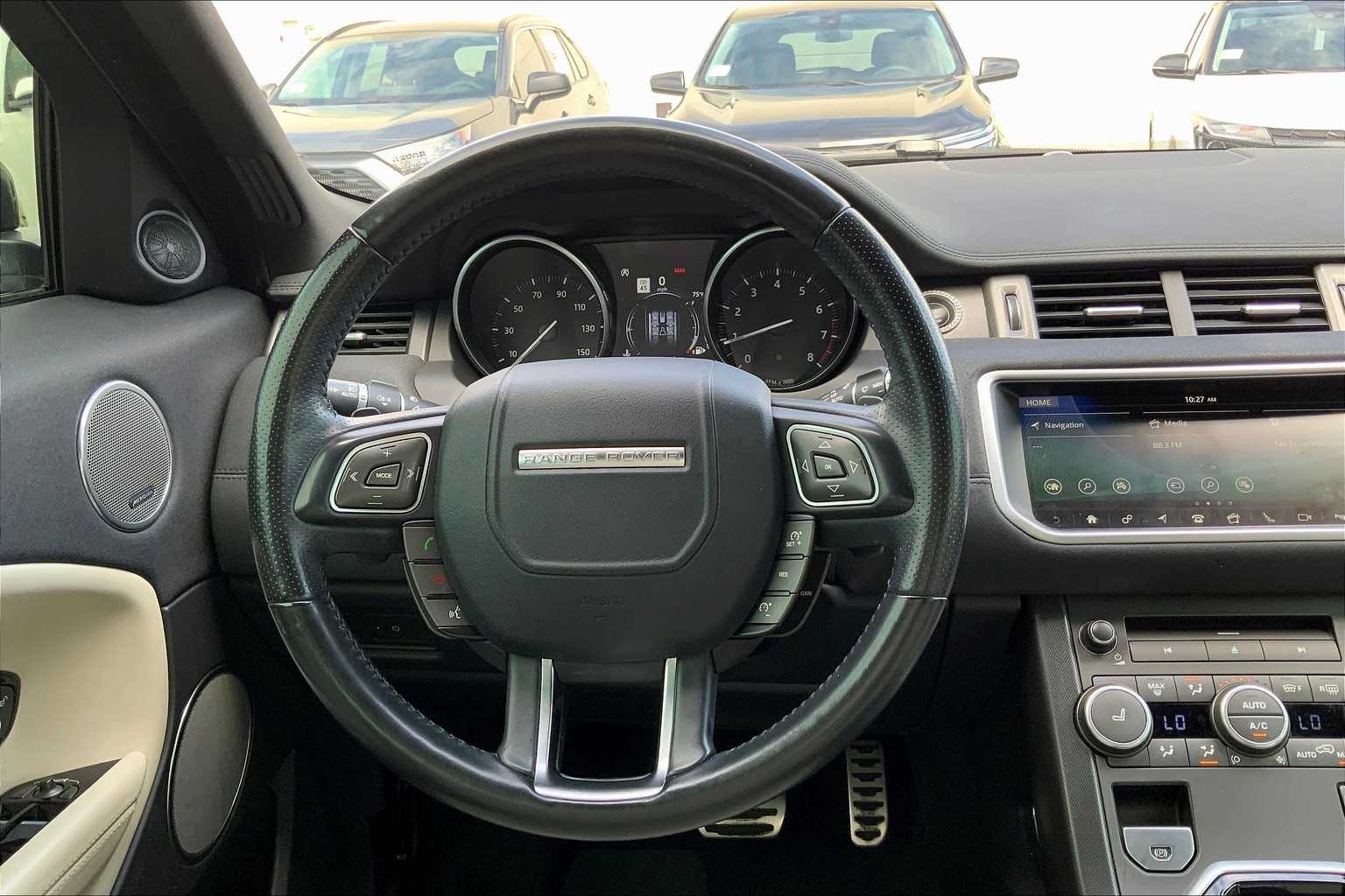 2018 Land Rover Range Rover Evoque HSE Dynamic photo 5